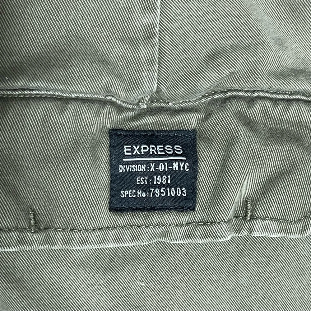 Vintage Y2K Express 36x32 Green Baggy Flap Pocket Chino Mens Pants Wide Leg